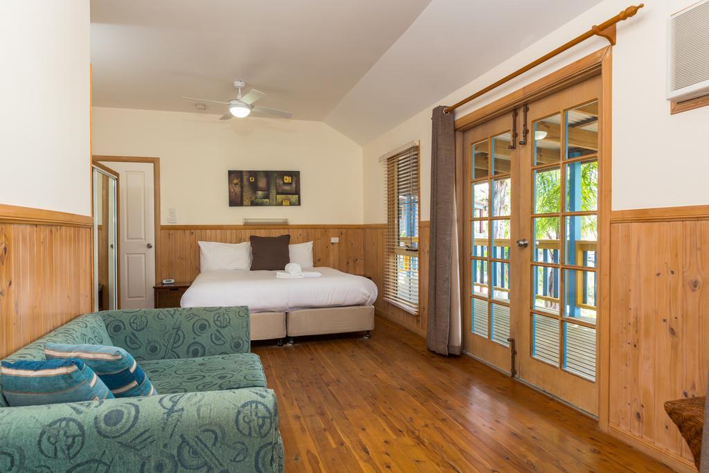 Batemans Bay Marina Resort Extérieur photo